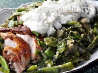 Борани с зеленой фасолью и курицей