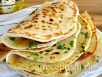 Хычины сырные на кефире