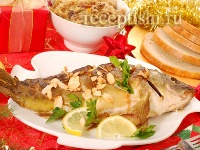 Карп, запеченный в духовке целиком
