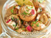 Маринованные шампиньоны с чили