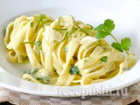 Паста с соусом бешамель