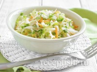 Салат из капусты с морковью по домашнему