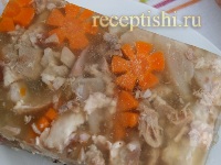 Холодец из свиных ножек (студень)