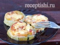 Закуска из кабачка с помидором и сыром